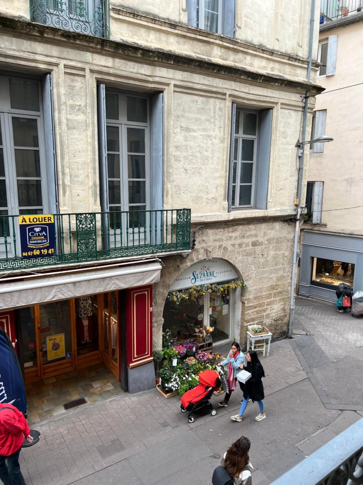 Centre Historique Rue Saint Guilhem Montpellier Exterior foto